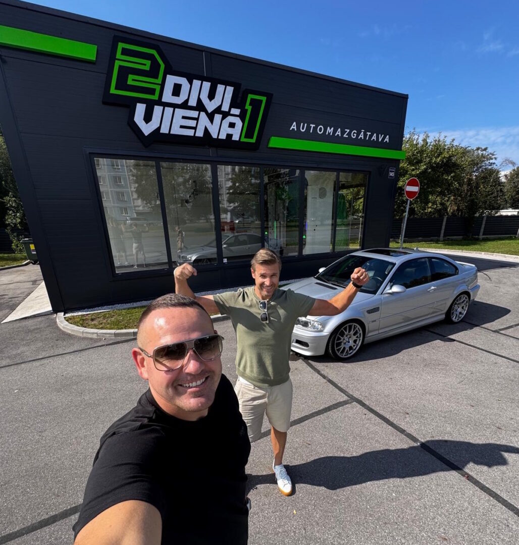 Ronalds Vîtols (back) and Ivars Le (front) crop Ronalds Vîtols (back) and Ivars Le (front) crop